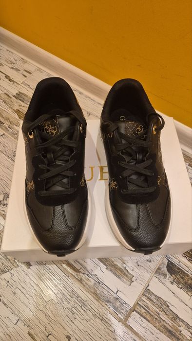 Дамски Маратонки GUESS