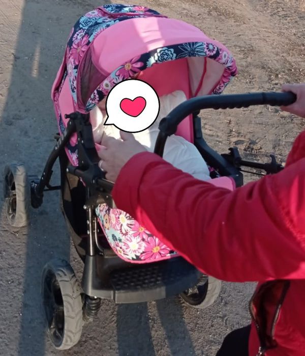 Коляска Гном розовая