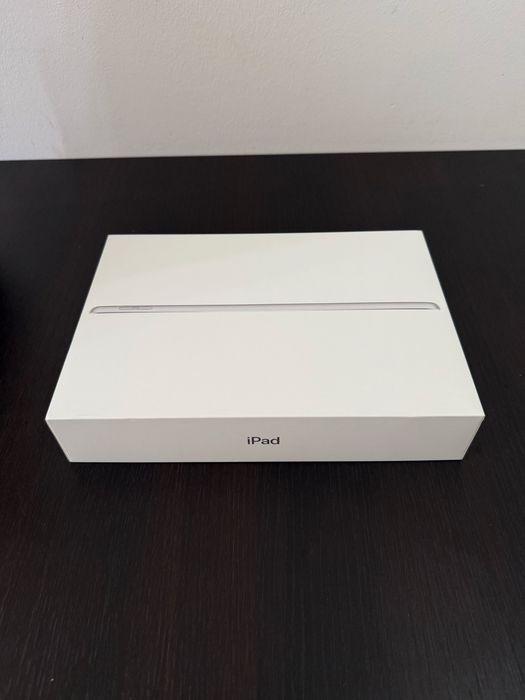 Apple iPad 9 (2021), 10.2 ", 64 GB, Wi-Fi, Silver
