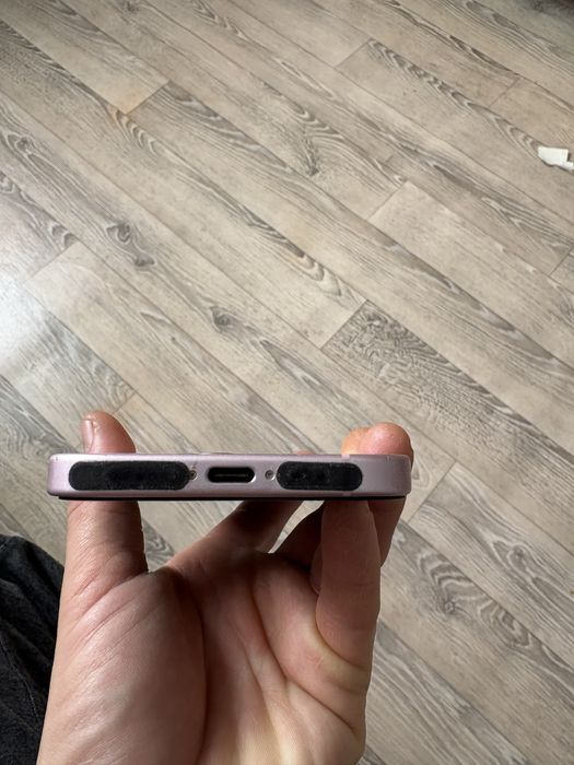 Айфон 15 128г сатылады.