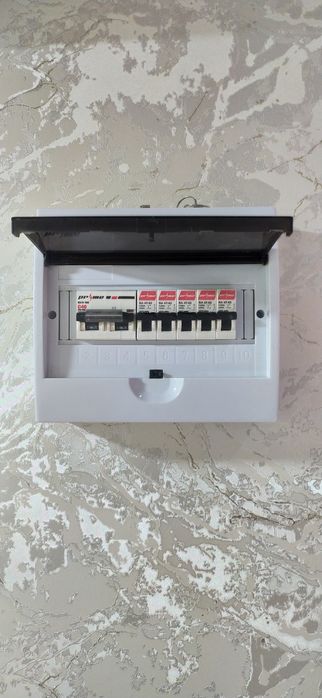 2-xonali evro kvartira sotiladi Urganch sh.