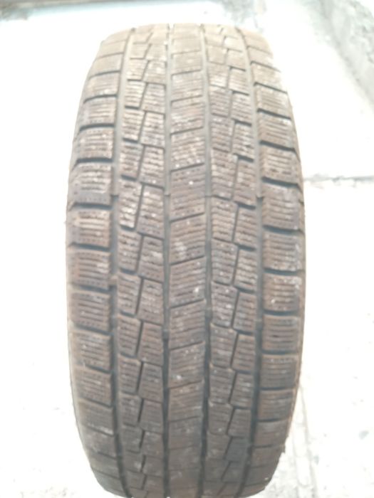 Продам шины 205/65/15