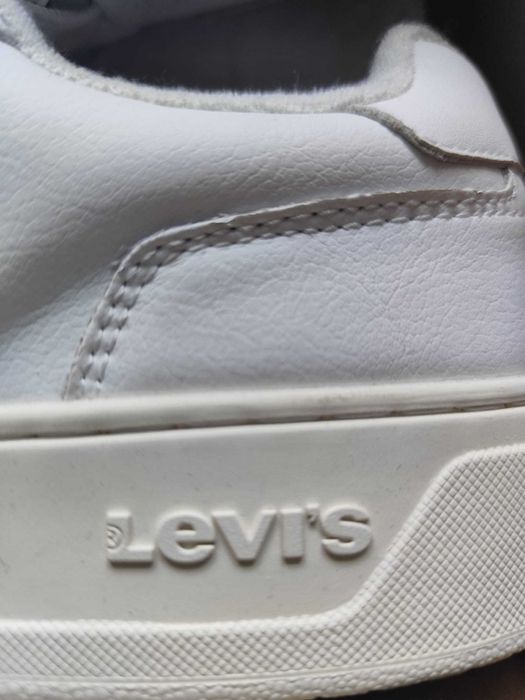 Levis Glide S Marime 40 piele