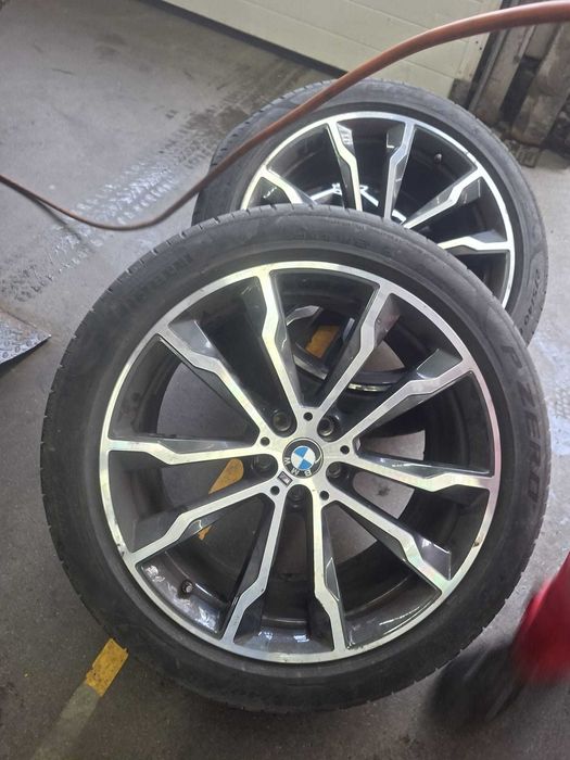 Vând set anvelope de vară Pirelli P Zero – omologare BMW 275/40/R20 si 245/45/R20