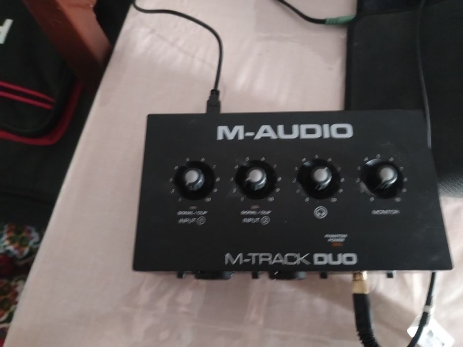 Studiya apartura yangi ishlatilgan hali