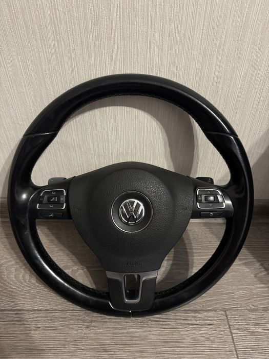 Мултиволан с пера Passat B6 B7 CC Пасат Б6