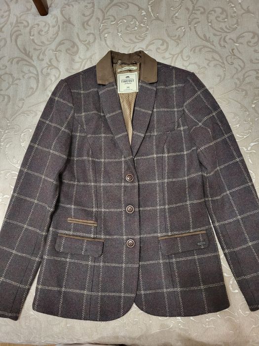 Продам пиджак в отличном состоянии