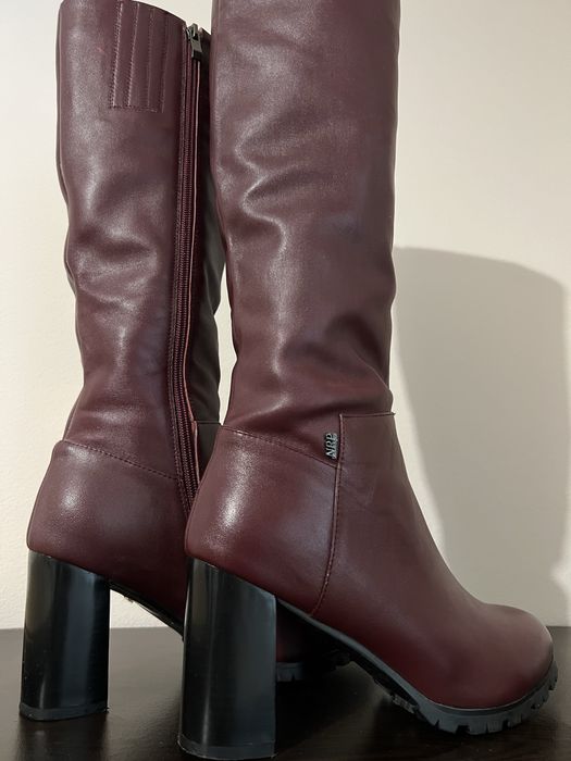 Дамски ботуши от естествена кожа