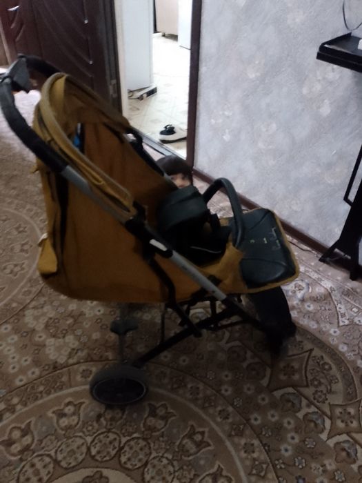 Коляска детская б/у