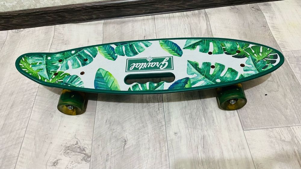 Продам срочно пенни борд!