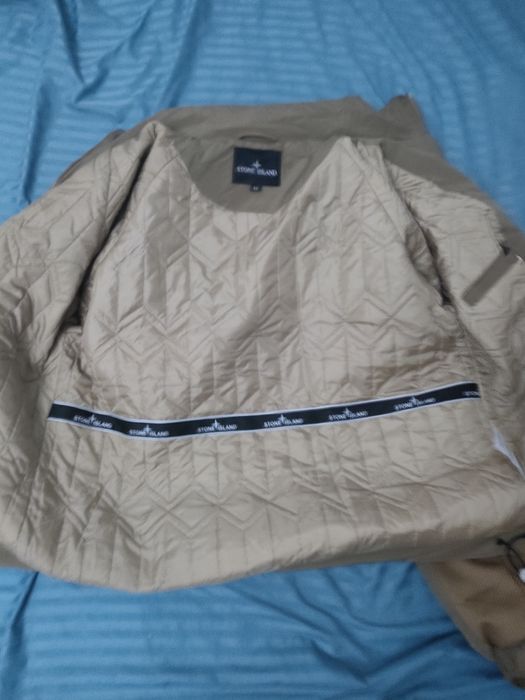 Продам куртку stone island