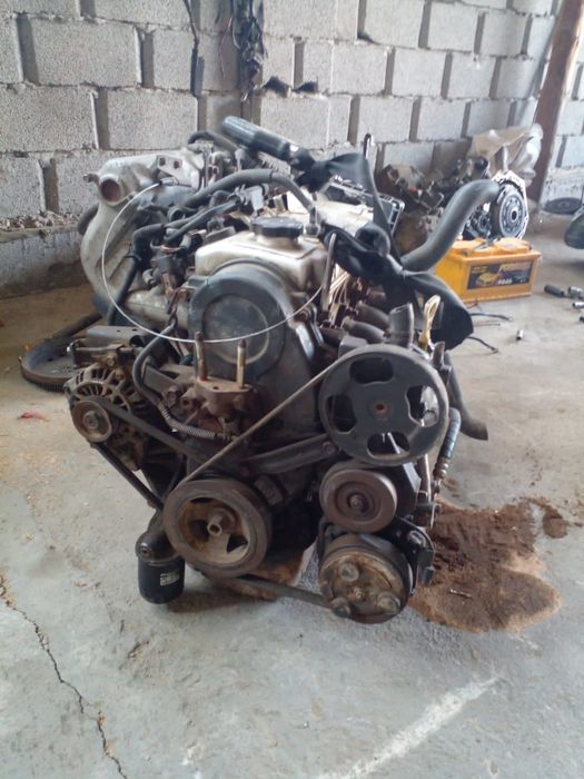 Двигатель на Mitsubishi lancer Каризма