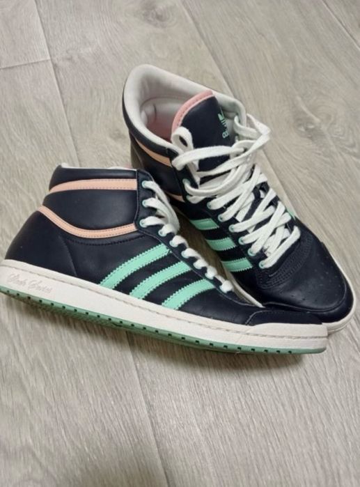 Кроссовки Adidas оригинал