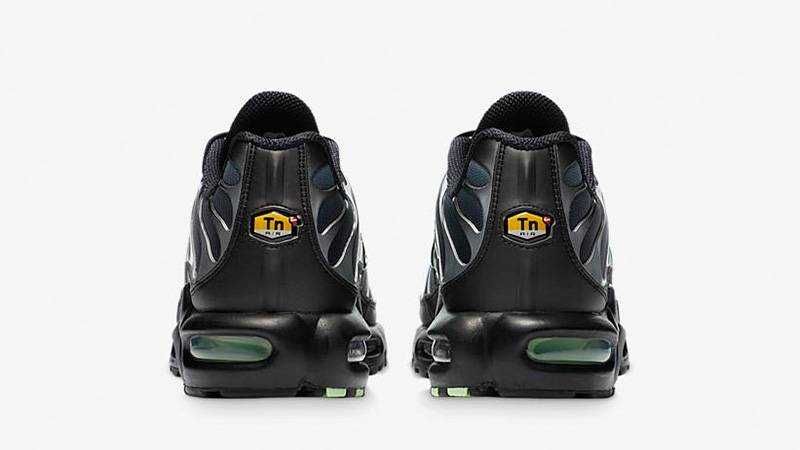 НОВО! Nike TN Air Max Plus Light Black Grey /