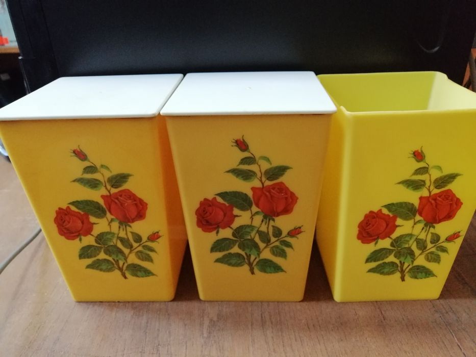 Кутии и прибори за готвене