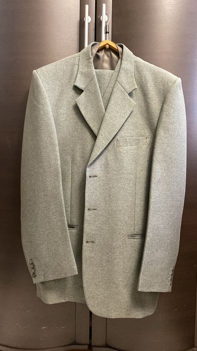 Продам костюм мужской