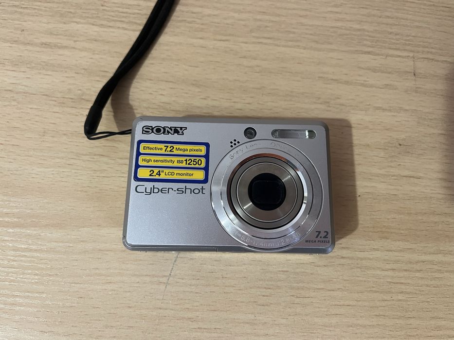 Цифровой фотоапарат Sony DSC S730