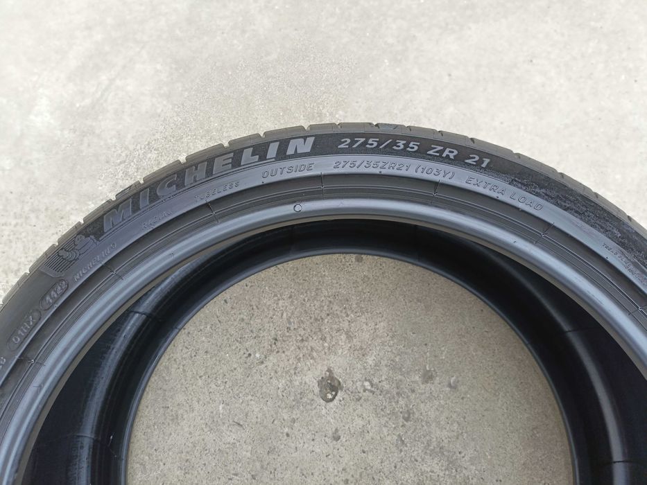 O anelopa vara 275 35 21 michelin pilot sport 4 S 6,5 mm dot 4422