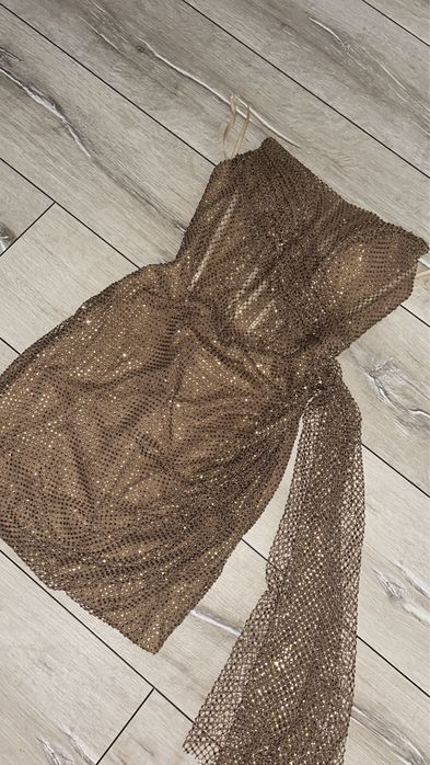 rochie hard couture crem cu pietricele