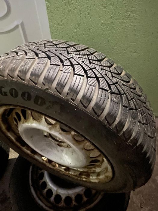 Anvelope M+S 205 60 16