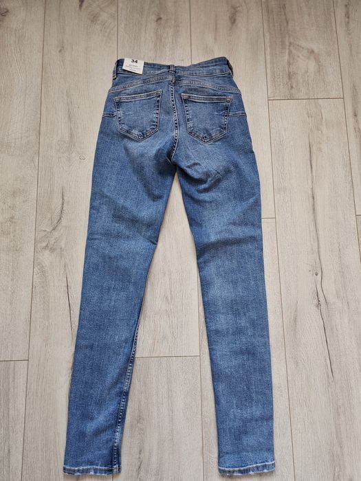 Нови дамски дънки