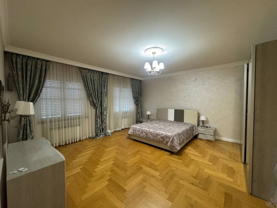 Продаётся Евро Дом Мирзо-улугбек район Ор-р Центр луначарский