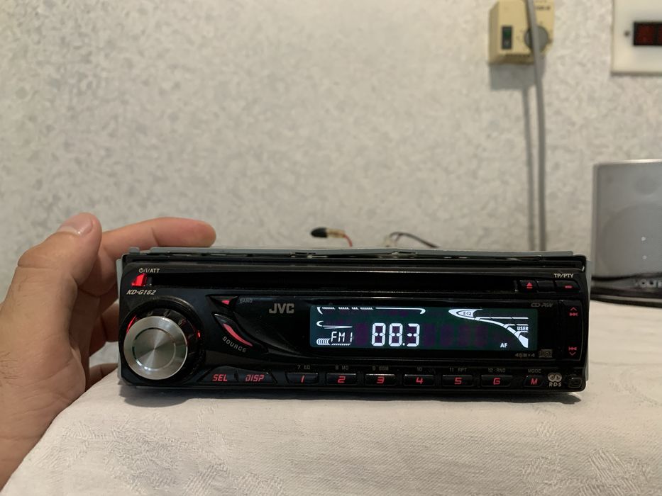 Авто Cd плеър JVC