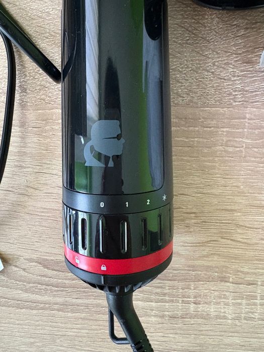 Въртяща четка за коса Rowenta Karl Lagerfeld