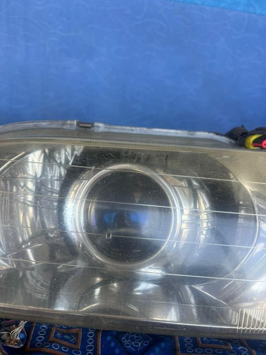 Фара Тойота Виста