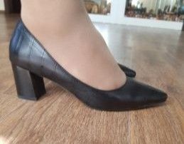 Новые кожаные туфли 41 размер