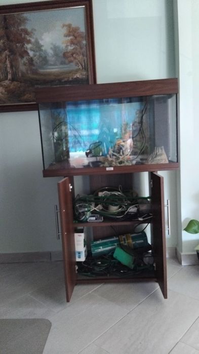 Аквариум за рибки Juwel - 126 литра