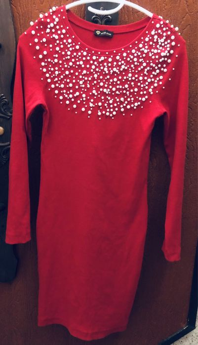 Дамски празнични рокли