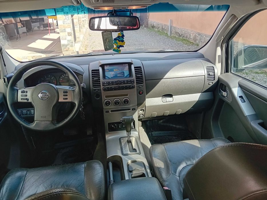 Vand Nissan Navara D40 Automat