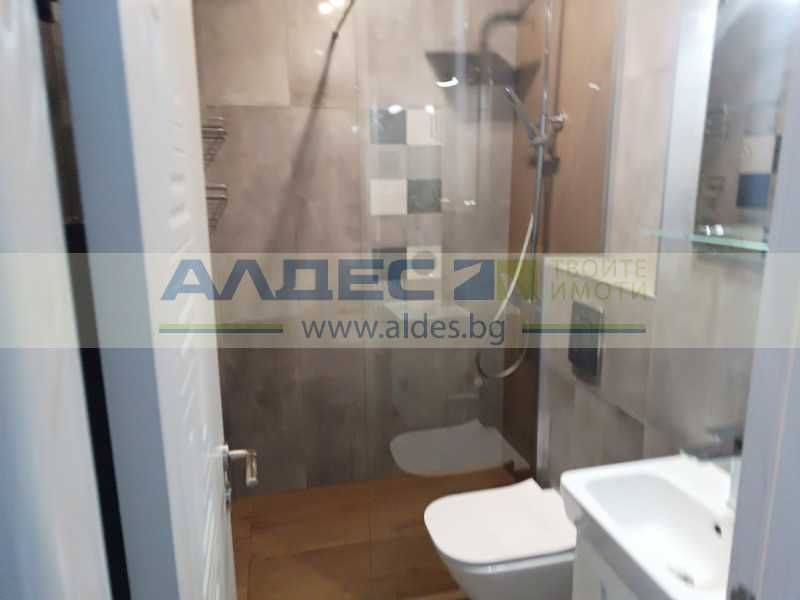 Дава се под наем Четиристаен апартамент в София, Изток - 140 кв.м за 1530 € - Снимка #15