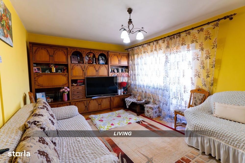 Apartament cu 3 camere de vanzare in zona Ultracentrala
