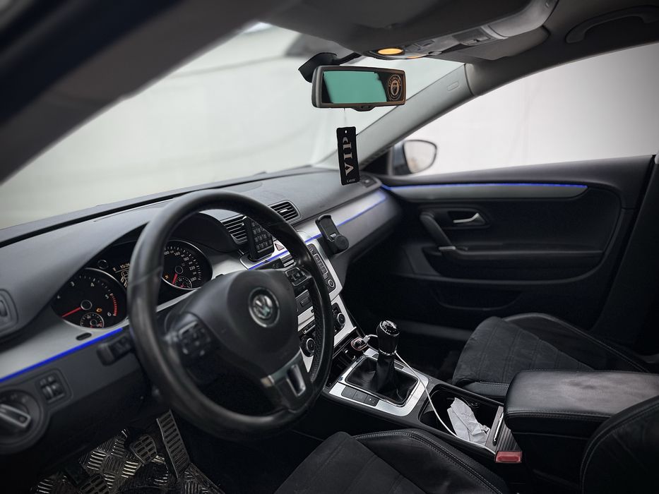 Lumini Ambientale Auto – Transformă-ți Mașina!