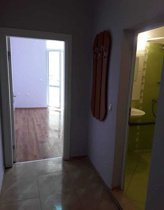 Дава се под наем Едностаен апартамент в Бургас, Славейков - 35 кв.м за 110 € - Снимка #4