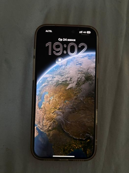 Продам айфон 17 про макс