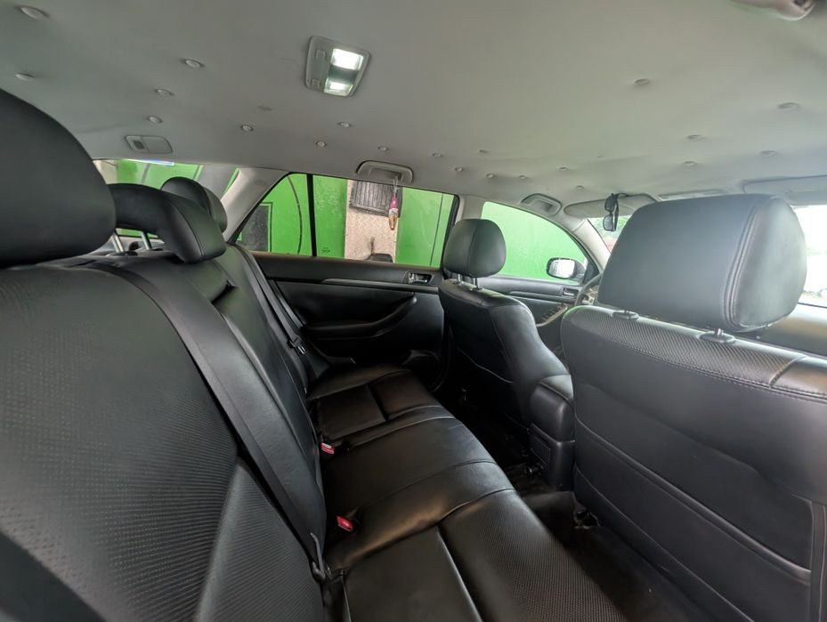 Toyota Avensis T25