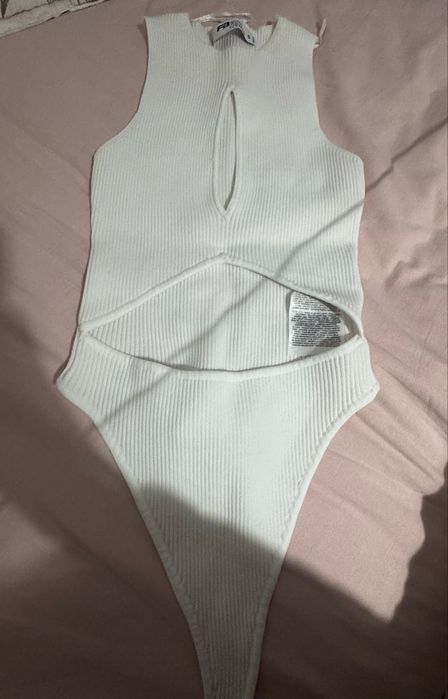 Дънки от Guess и боди