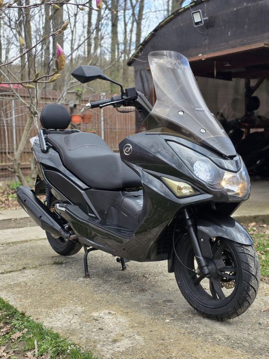 MAXI SCUTER DAELIM 300 2015 stare perfecta scuter A2 yamaha honda kawasaki suzuki cf moto