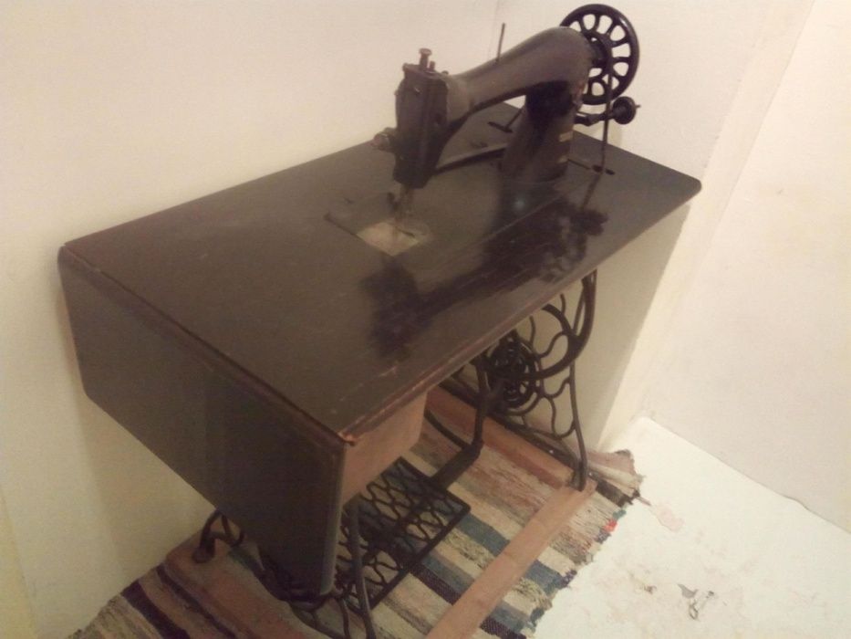 Vand masina de cusut "SINGER"