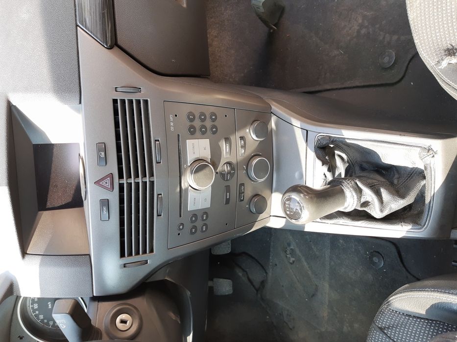 Astra H GTC на части