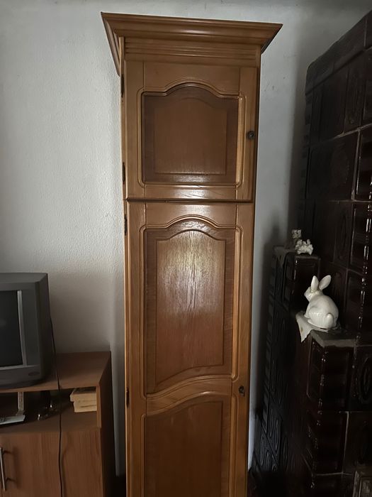 De vânzare mobilă de casă