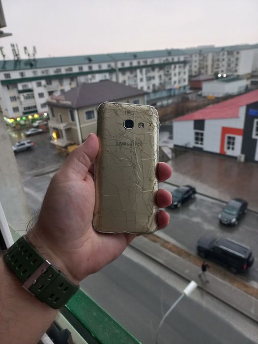 Продам телефон описания