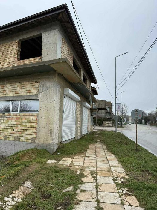 Бизнес имот в Каварна