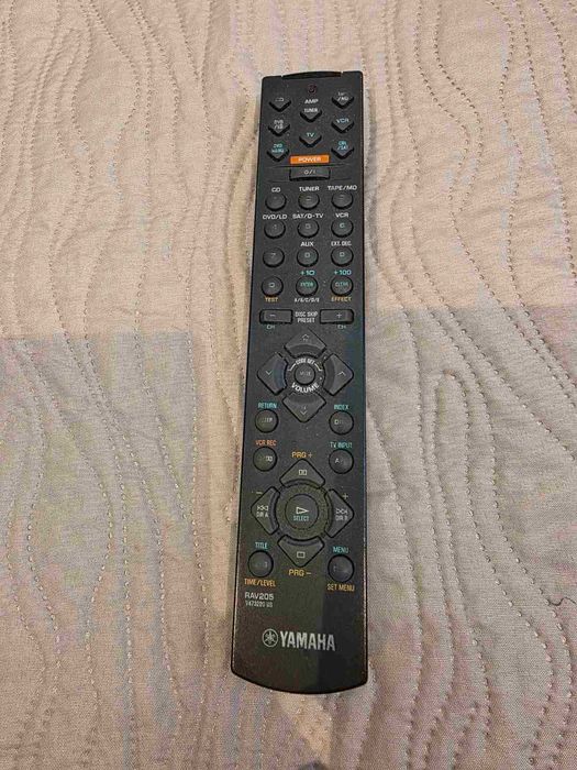 Съраунд ресийвър Yamaha RX-V520RDS + субуфер Quadral quintas 5.1