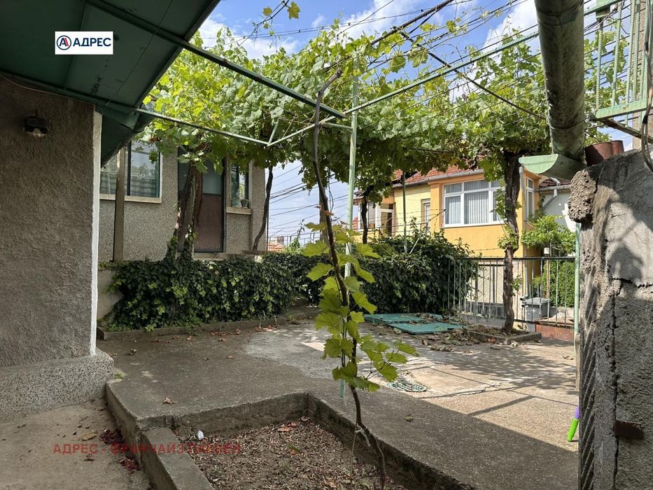 Продава се Къща в Плевен, 9-ти квартал - 69 кв.м за 1087 €/кв.м - Снимка #3