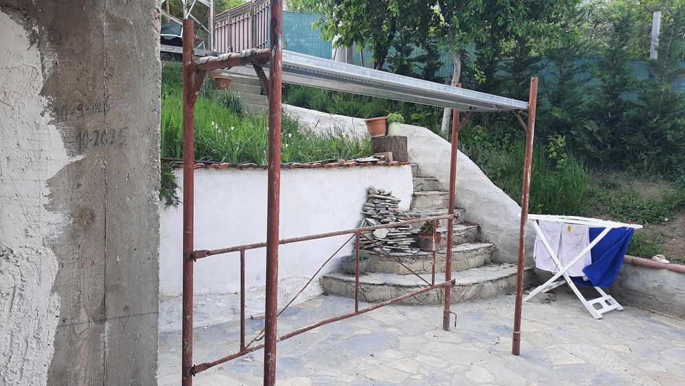 Schiela metalica îngustă