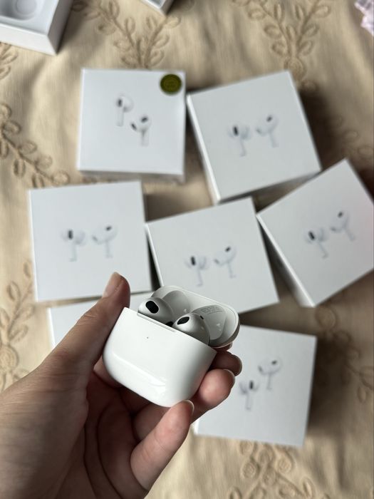 Продам AirPods люкс качества за 17.000